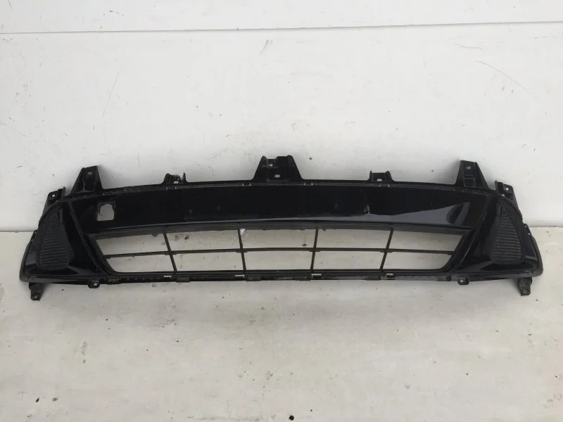 Решётка радиатора Kia Sorento 2017-2020 86561C5510 3, передняя