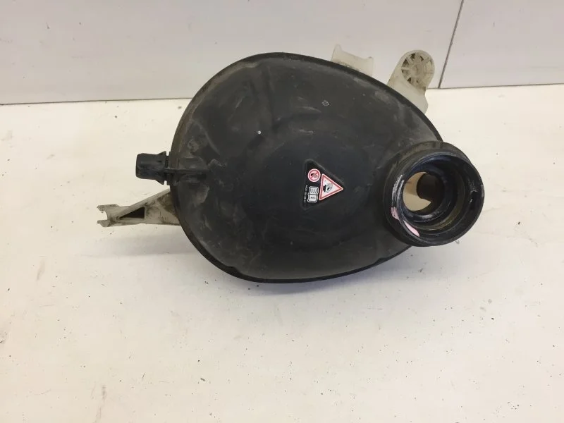 Бачок расширительный Mercedes-Benz C-klasse 2014-2021 A2055000049 W205, передний