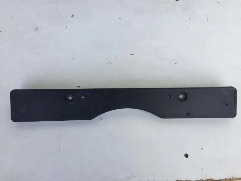 Накладка под номерной знак Toyota Camry 2011-2018 5211433370 XV50, передняя