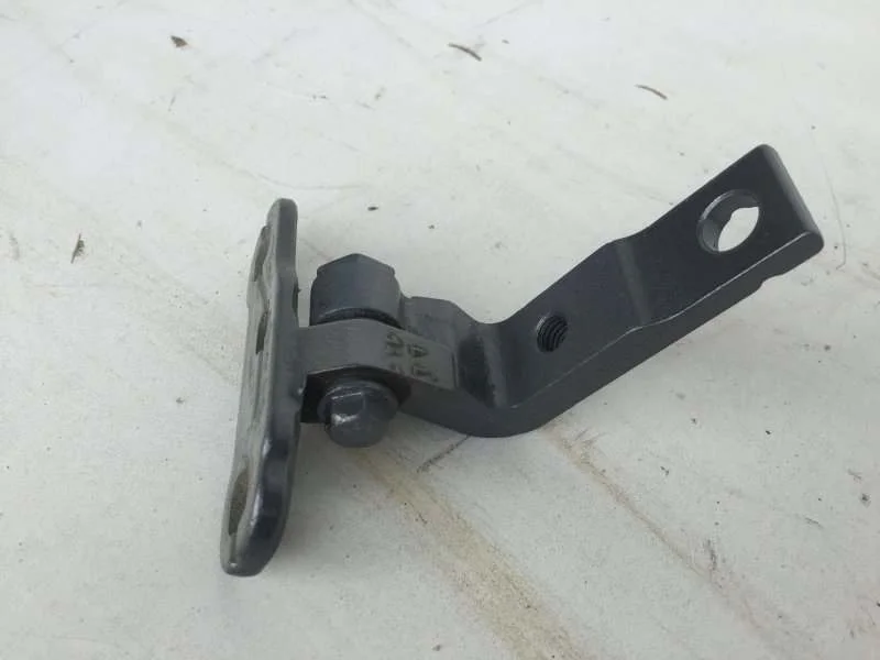 Петля двери Volvo V60 2018 31298040 2, передняя левая