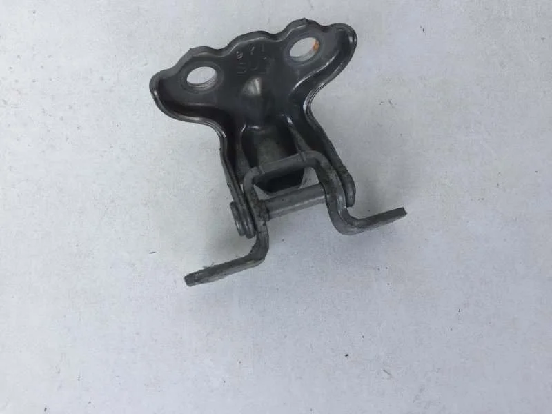 Петля двери Subaru Forester 2018-2021 60409SC0119P 5, задняя левая