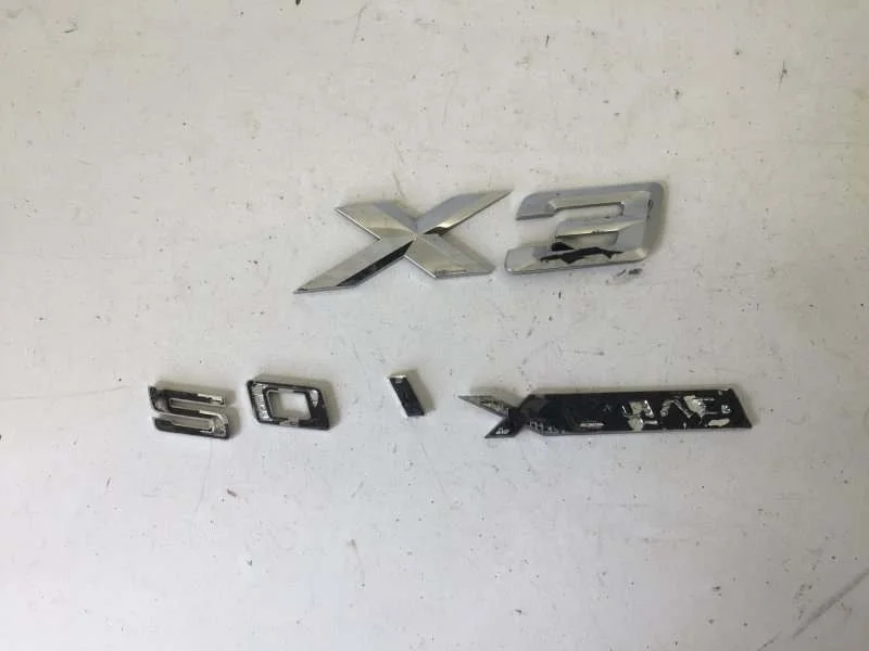Эмблема в крышку багажника BMW X3 2017-2020 41007494942 G01, задняя