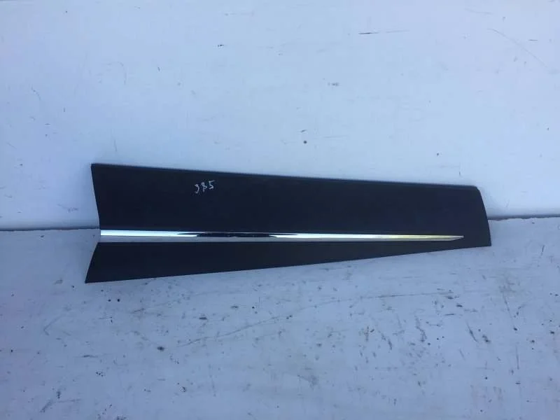 Накладка двери Renault Kaptur 2016-2021 808218874R 1, передняя левая