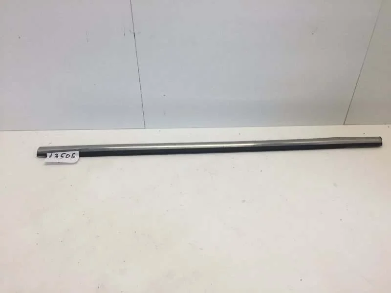 Молдинг стекла двери Kia Sportage 2016-2020 77003F1000 4, задний левый