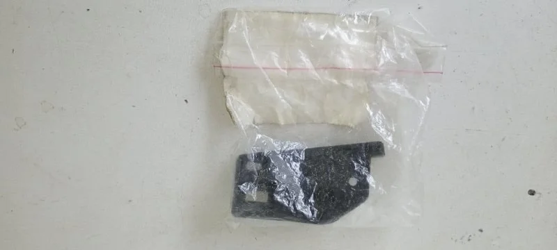 Кронштейн VAG 1J1823633A