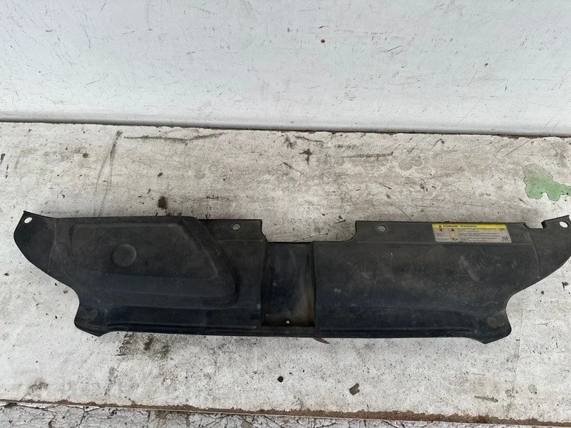 Накладка замка капота Audi A4 2011-2015 8K0807081D B8