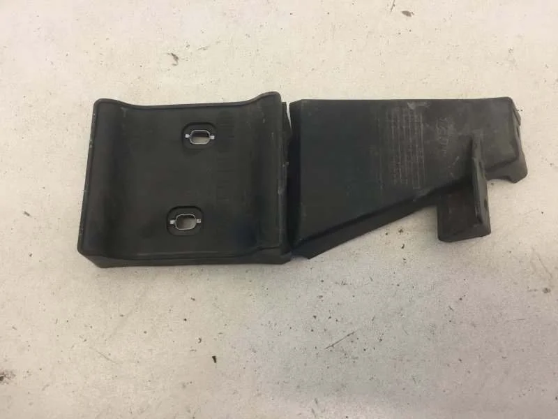 Кронштейн бампера Mercedes-Benz GLE-klasse 2012-2018 A1668804500 W166, задний