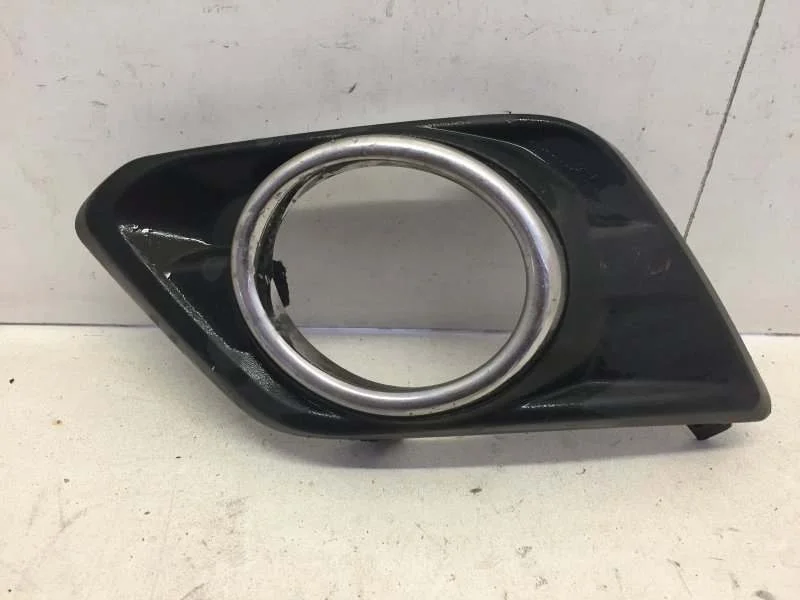 Накладка противотуманной фары Nissan X-Trail 2013-2019 622574BA0B T32, передняя левая