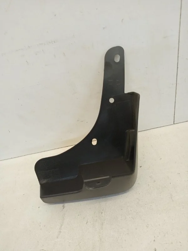 Брызговик Nissan X-Trail 2017-2022 638544CE0A T32