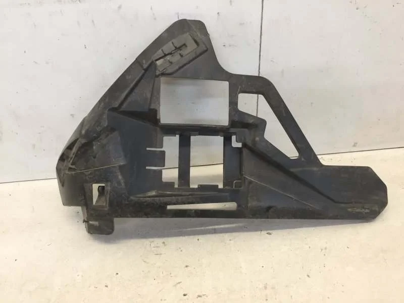 Кронштейн бампера Mercedes-Benz V-klasse 2014-2019 A4478851914 W447, задний правый