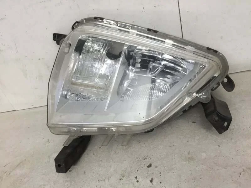 Фара противотуманная Mitsubishi Eсliрsе 2017-2020 8315A032 4, передняя правая