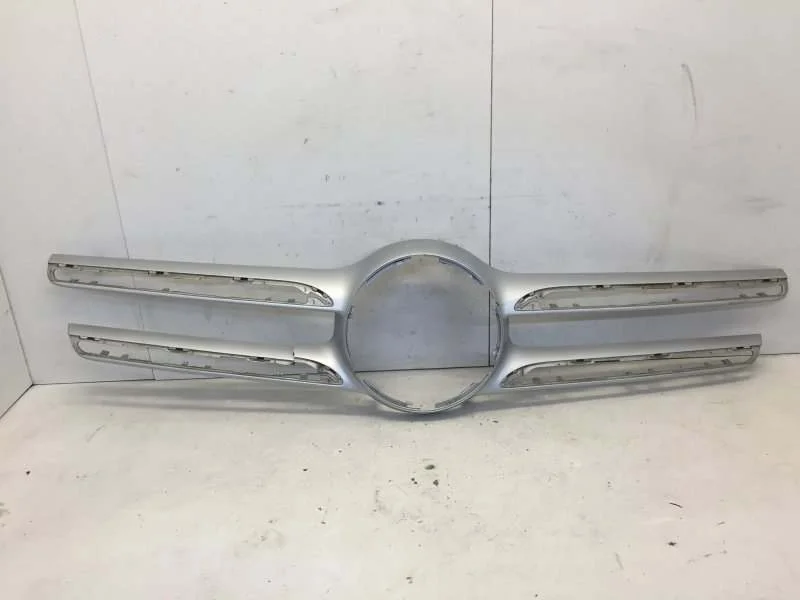 Накладка решетки радиатора Mercedes-Benz GLC-klasse 2015-2023 A2538882300 X253, передняя