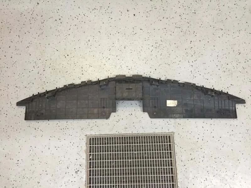 Накладка замка капота Kia Rio 2015-2023 86361H0000 4