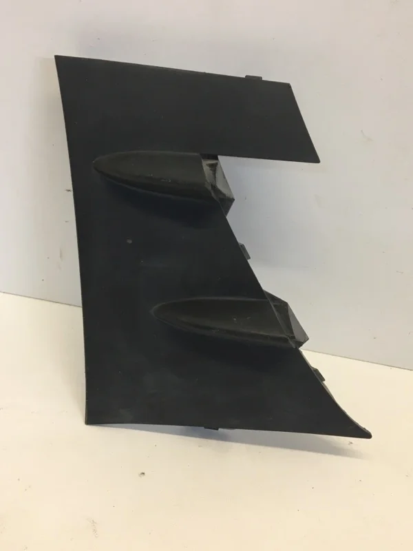 Накладка бампера Mercedes-Benz C-klasse 2018-2021 A2058858402 W205, передняя левая