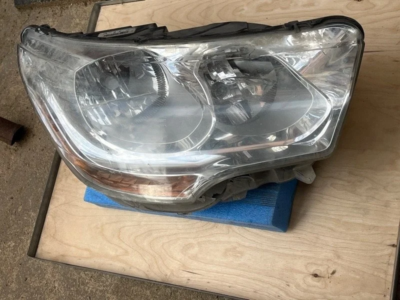Фара Citroen C4 2010-2021 9687304480 2, передняя правая