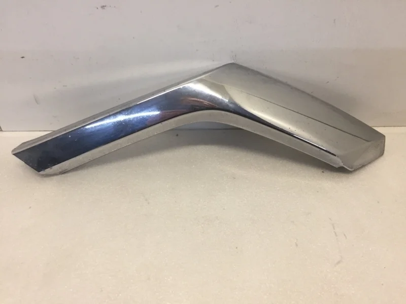 Молдинг бампера Mitsubishi Pajero Sport 2015-2021 6407A153 3, передний