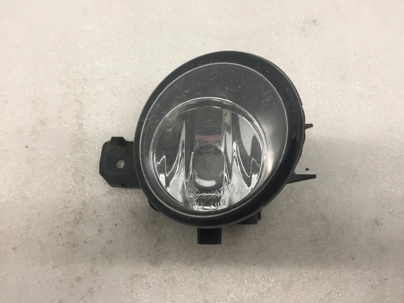 Фара противотуманная Nissan X-Trail 2013-2021 261508994A T32, передняя правая