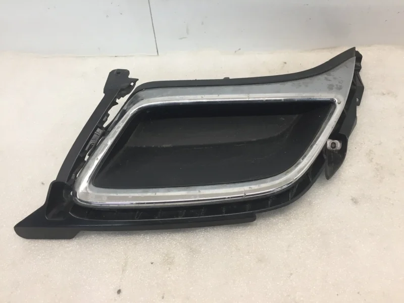 Накладка бампера Volkswagen Tiguan 2016-2023 5NA807055 2, задняя левая