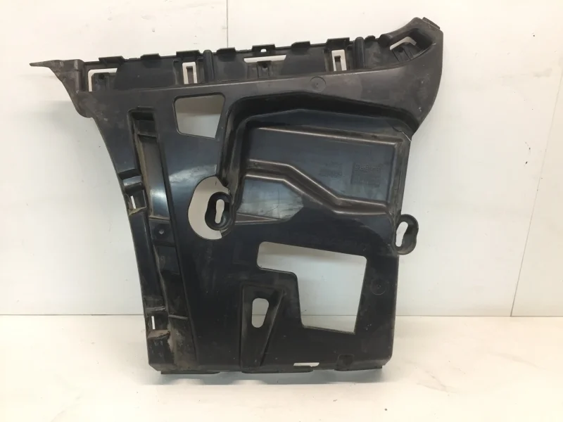 Кронштейн BMW 3 series 2015-2020 51127384465 F30/F31, задний левый