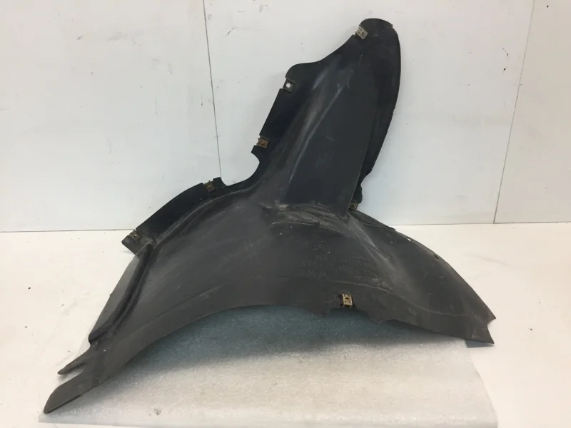 Локер (подкрылок) Volkswagen Golf 2008-2012 5K0805912B 6, передний правый