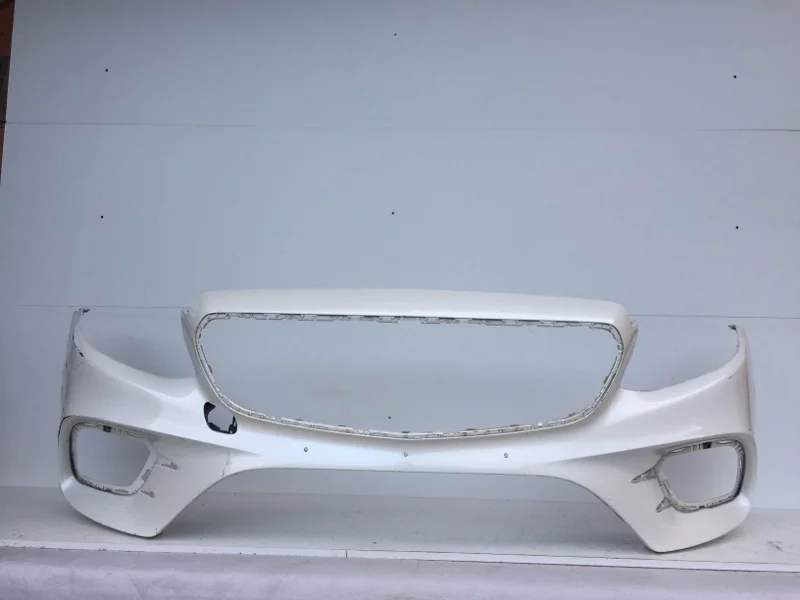 Бампер Mercedes-Benz E-klasse 2016-2020 A2138852600 W213, передний