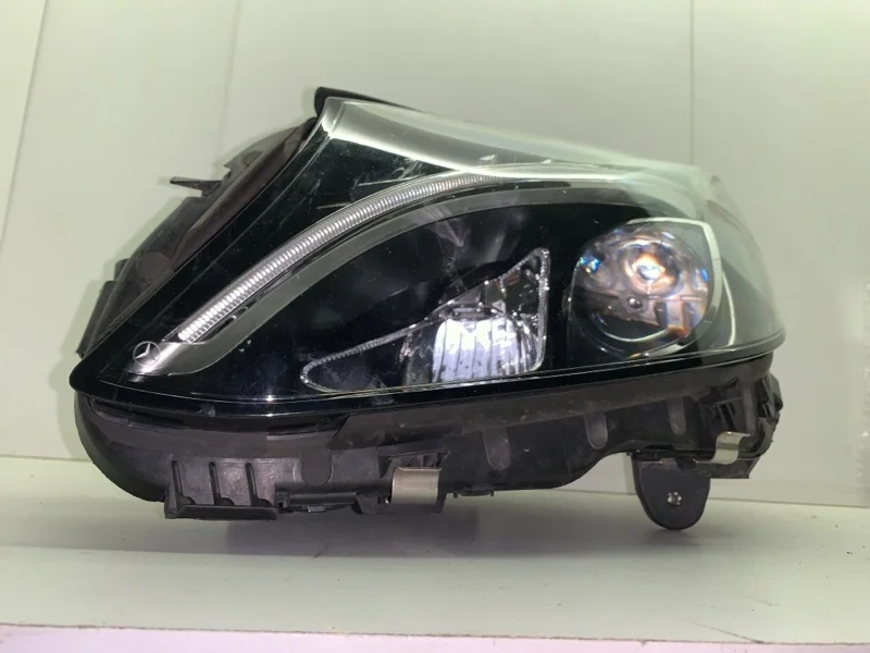Фара Mercedes-Benz C-klasse 2014> A2059062504 W205, передняя левая
