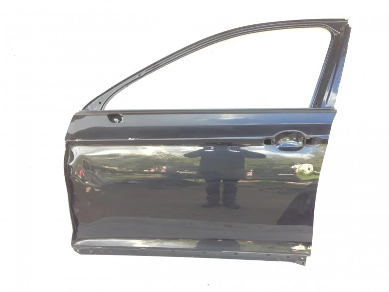 Дверь Volkswagen Passat 2014-2020 3G0831055AG B8, передняя левая