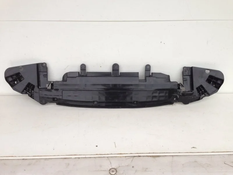 Пыльник бампера Toyota Camry 2017-2020 5261833110 XV70, передний