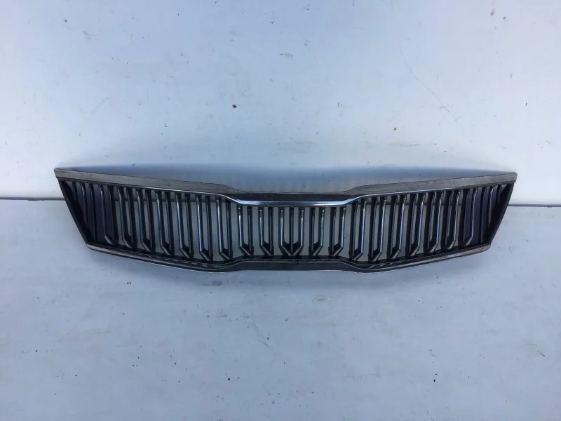 Решётка радиатора Kia Optima 2018-2020 86350D4500 4, передняя