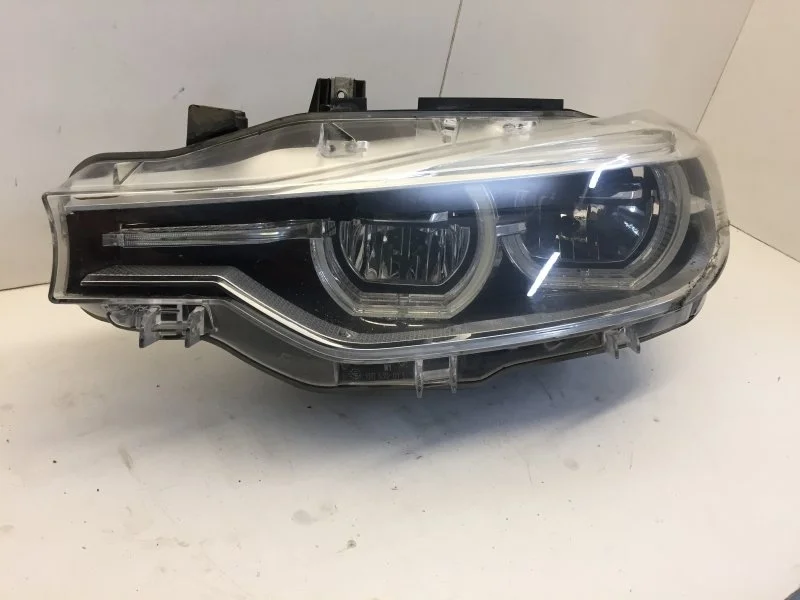 Фара BMW 3 series 2015-2020 63117419633 F30/F31, передняя левая