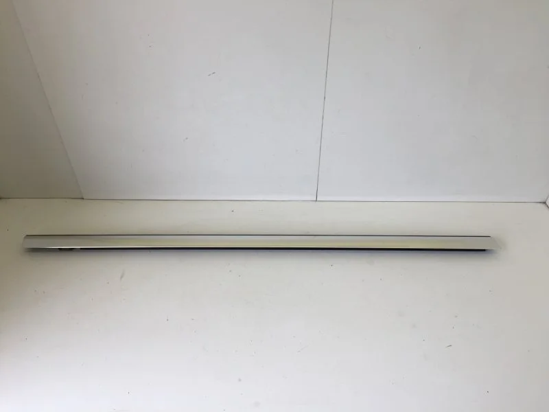 Молдинг стекла двери Mercedes-Benz CLA-klasse 2018> A1177250282 C117, передний правый