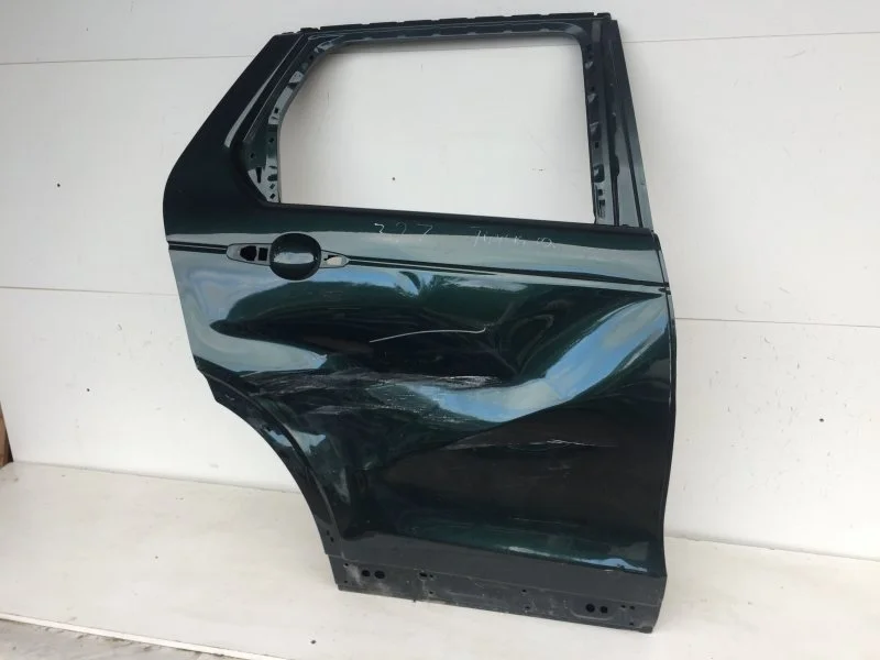 Дверь Land Rover Discovery 2013-2016 LR061284 4, задняя правая