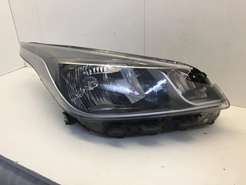 Фара Kia Rio 2016-2021 92102Н0010 4, передняя правая