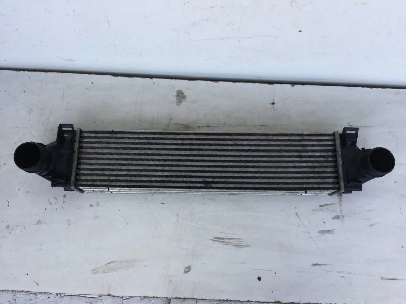 Интеркулер Volvo XC60 2008-2017 31338475 1, передний