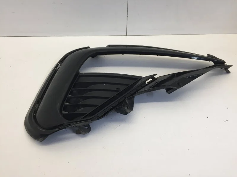 Накладка противотуманной фары Kia Optima 2015-2020 86594D4500 4, передняя правая