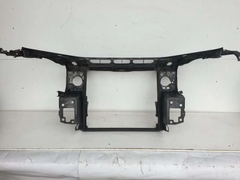 Панель передняя Mercedes-Benz GLS-klasse 2015-2019 A1666209300 X166, передний