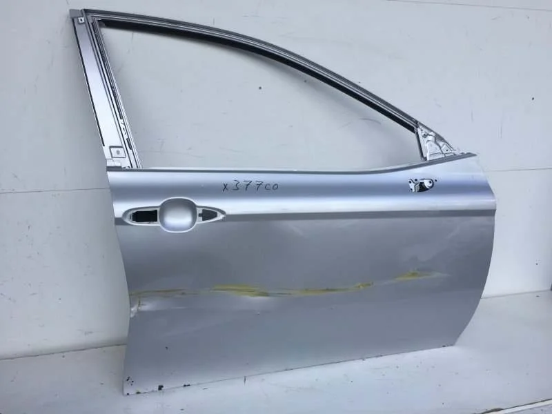 Дверь Toyota Camry 2018-2021 6700106290 XV70, передняя правая