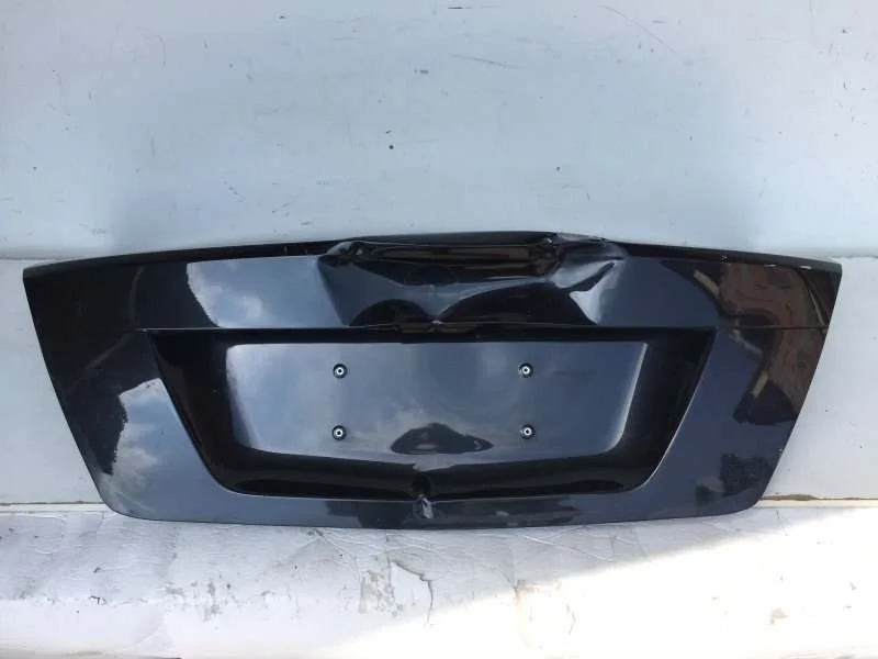 Крышка багажника Mercedes-Benz C-klasse 2006-2015 A2047500075 W204, задняя