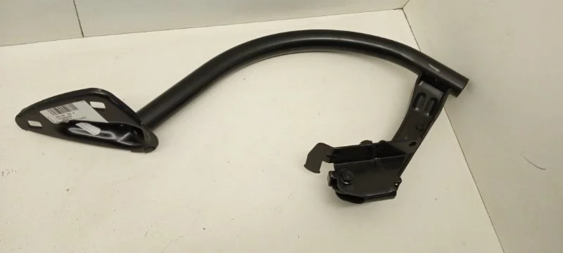 Петля крышки багажника Volkswagen Passat 2008-2012 3С8827302А CC, задняя правая