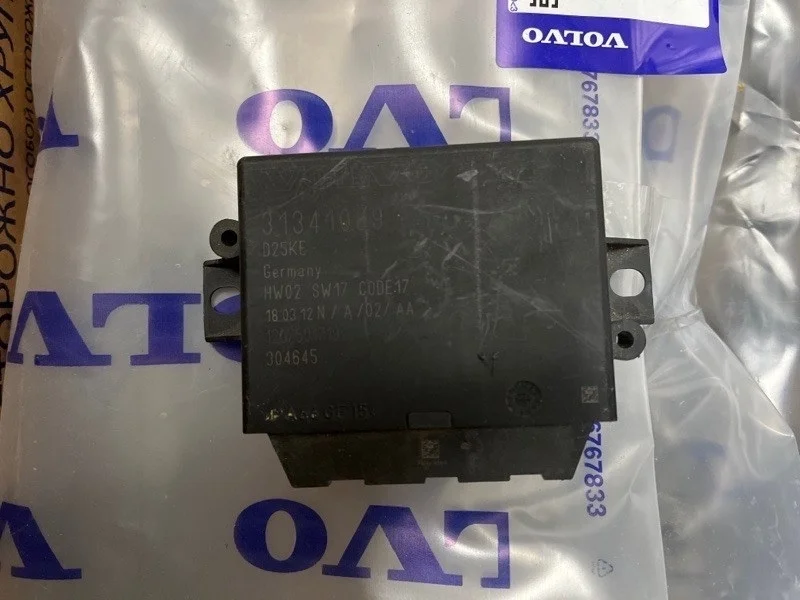 Блок управления парктрониками Volvo 31341089