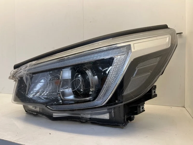 Фара Subaru Forester 2018-2021 84002SJ050 5, передняя левая