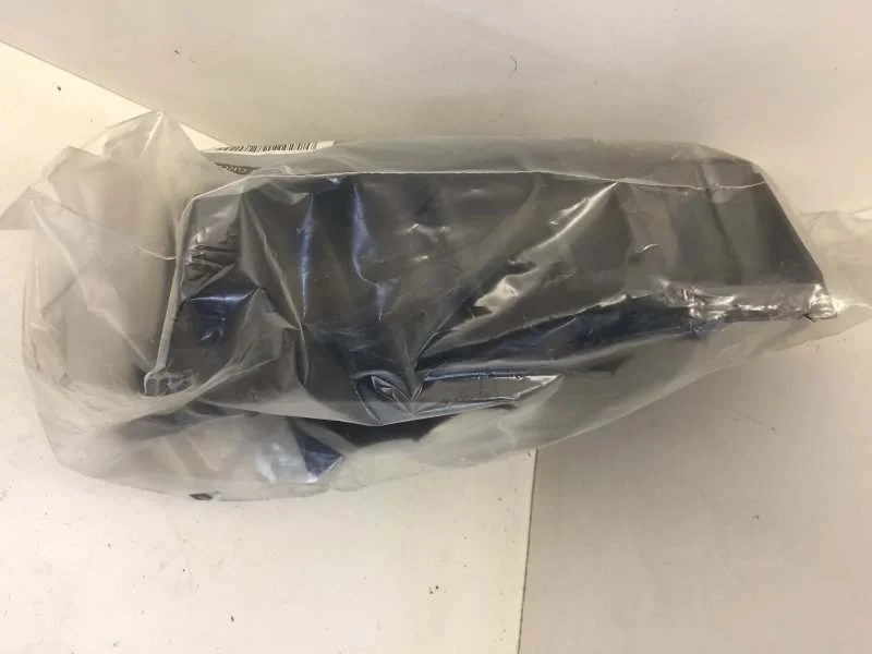 Кронштейн Renault Sandero 2009-2014 8200735454 1, задний левый