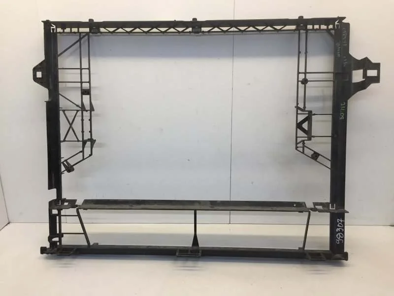 Рамка радиатора Volkswagen Touareg 2010-2013 7P0121093D 2, передняя