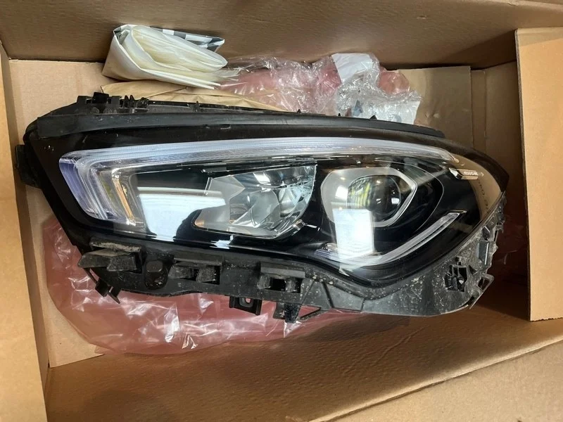 Фара Mercedes-Benz CLA-klasse 2019-2021 A1189063900 C118, передняя левая