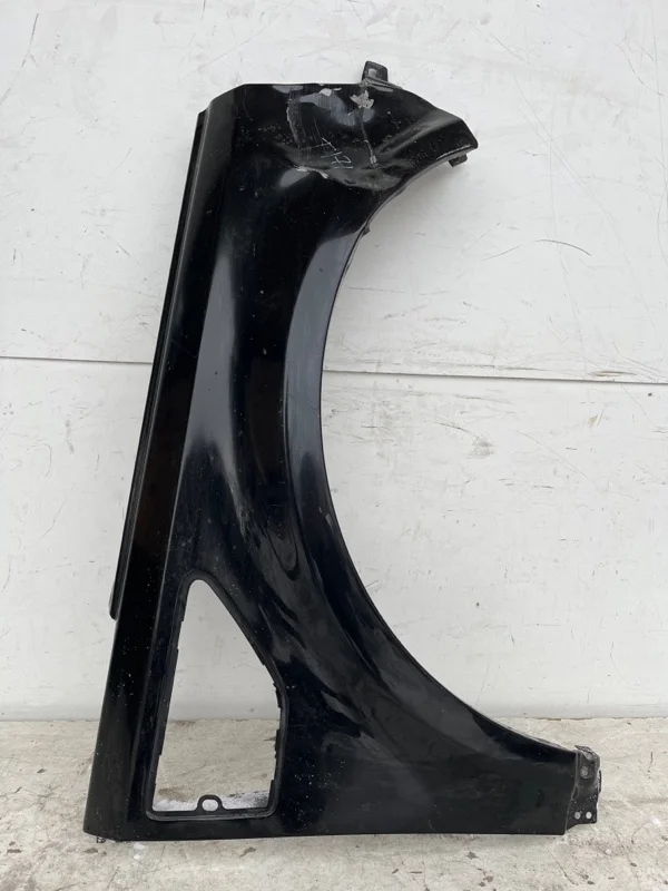 Крыло Land Rover Freelander 2006 - 2022 LR005867 2, переднее правое