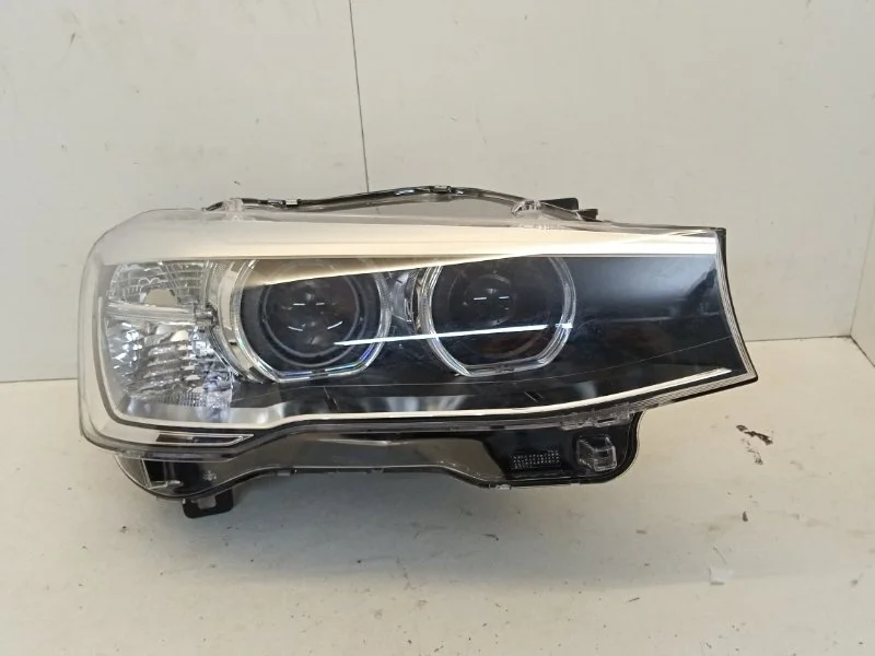 Фара BMW X3 2010-2017 63117401132 F25, передняя правая