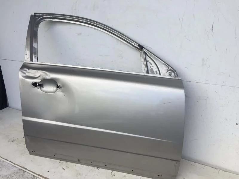 Дверь Volvo XC70 2007-2016 31335589 2, передняя правая