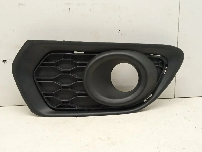 Окантовка ПТФ Renault Sandero 2014-2021 263316596R 2, передняя правая