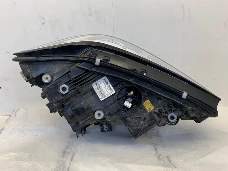 Фара BMW 3 series 2018-2023 63118496163 G20, передняя левая