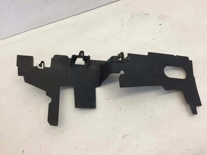 Воздуховод радиатора Volkswagen Polo 2014-2020 6RU121283E 5, передний левый